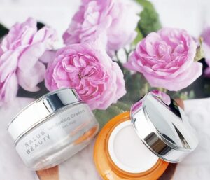 Dịch vụ in chai lọ mỹ phẩm chất lượng cao